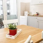 Cosyhomes24 - Centrally With Parking Space And Balcony - Ge09b