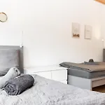 Cosyhomes24 - Centrally With Parking Space And Balcony - Ge09b Lejlighed