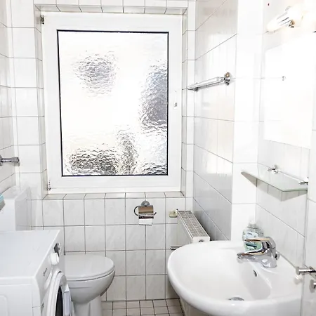 Cosyhomes24 - Free-wifi, Einzelbetten, Parkplatz, Tv
