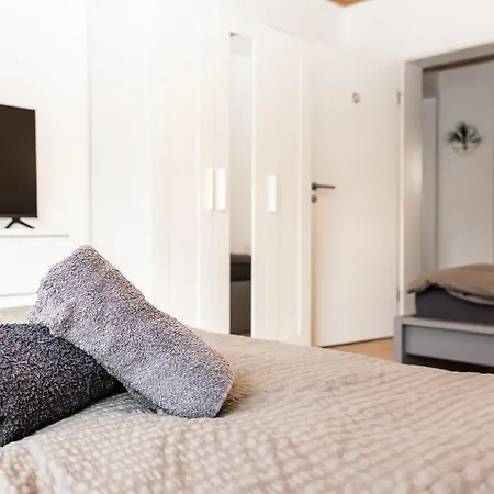 Cosyhomes24 - Centrally With Balcony And Parking Space - Ge09b * Gelsenkirchen