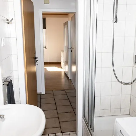 Apartment Cosyhomes24 - Centrally With Parking Space And Balcony - Ge09b *