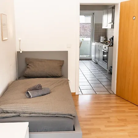 Cosyhomes24 - Centrally With Parking Space And Balcony - Ge09B *