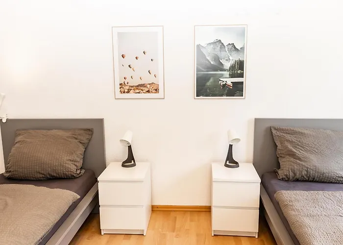 Cosyhomes24 - Centrally With Parking Space And Balcony - Ge09B