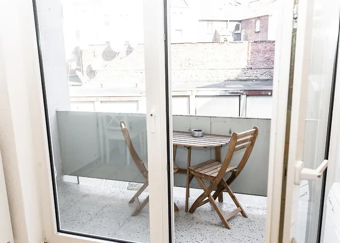 Cosyhomes24 - Centrally With Parking Space And Balcony - Ge09b Appartement *